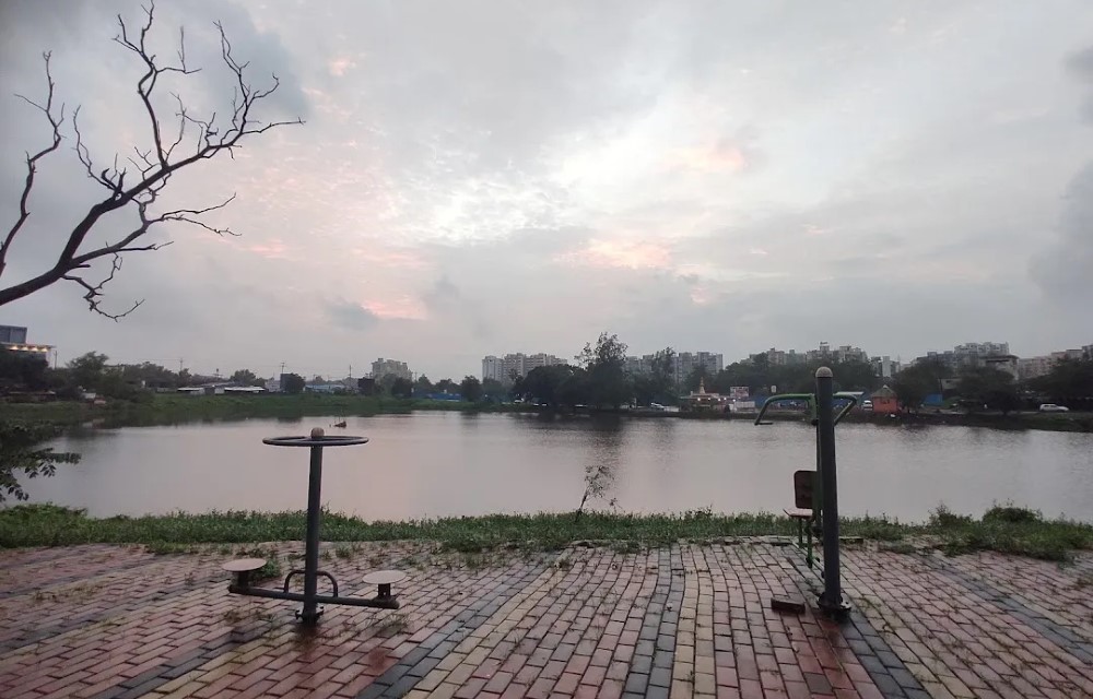 Maharaja The Royal Resort at Lotus Shiva Lake SG